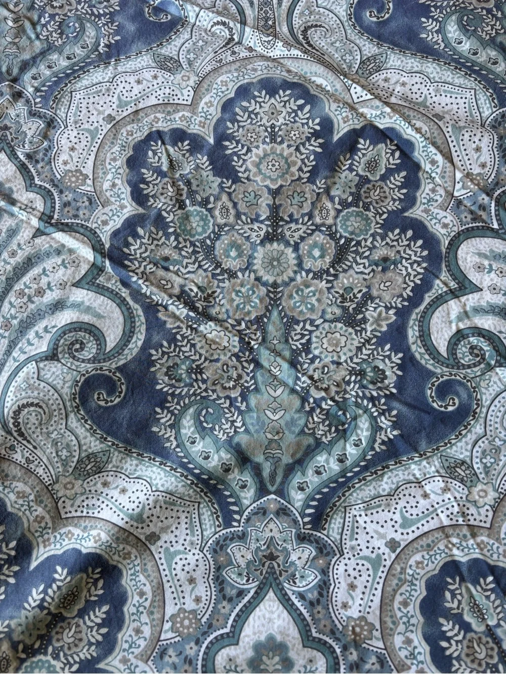 Pottery Barn King Size Paisley Blue Duvet Cover